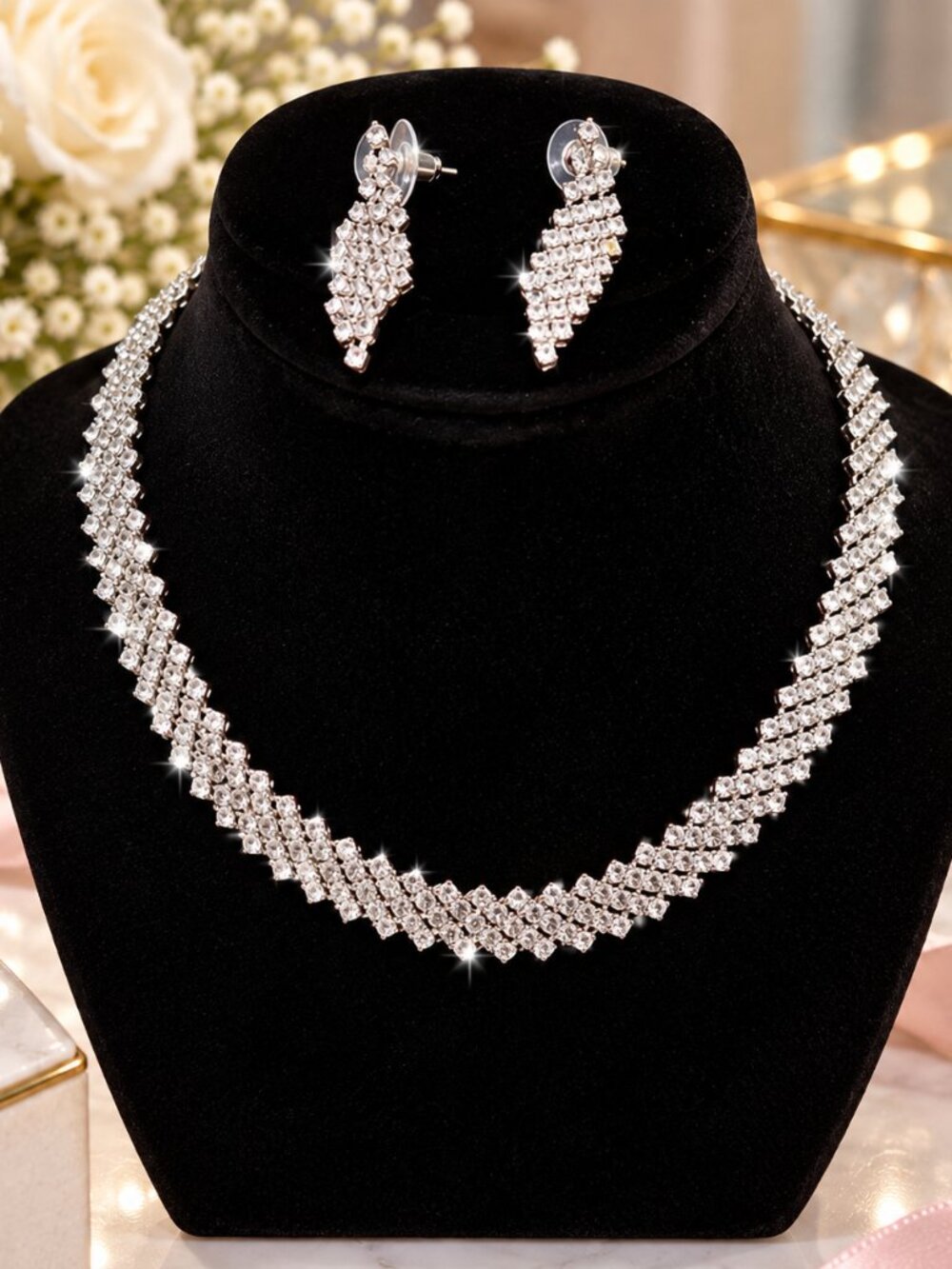 Elegant Rhinestone Necklace & Earrings Set